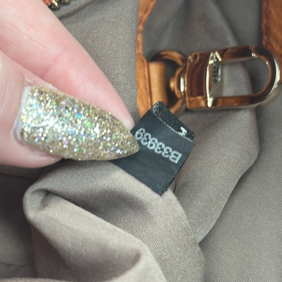 Cole Haan pop of color orange creamsicle leather hobo bag - Picture 10 of 10